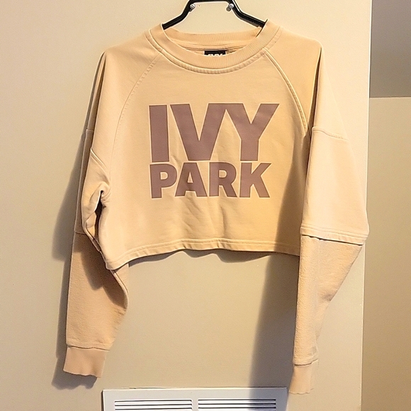 Ivy Park Cropped Sweatshirt - Picture 3 of 8
